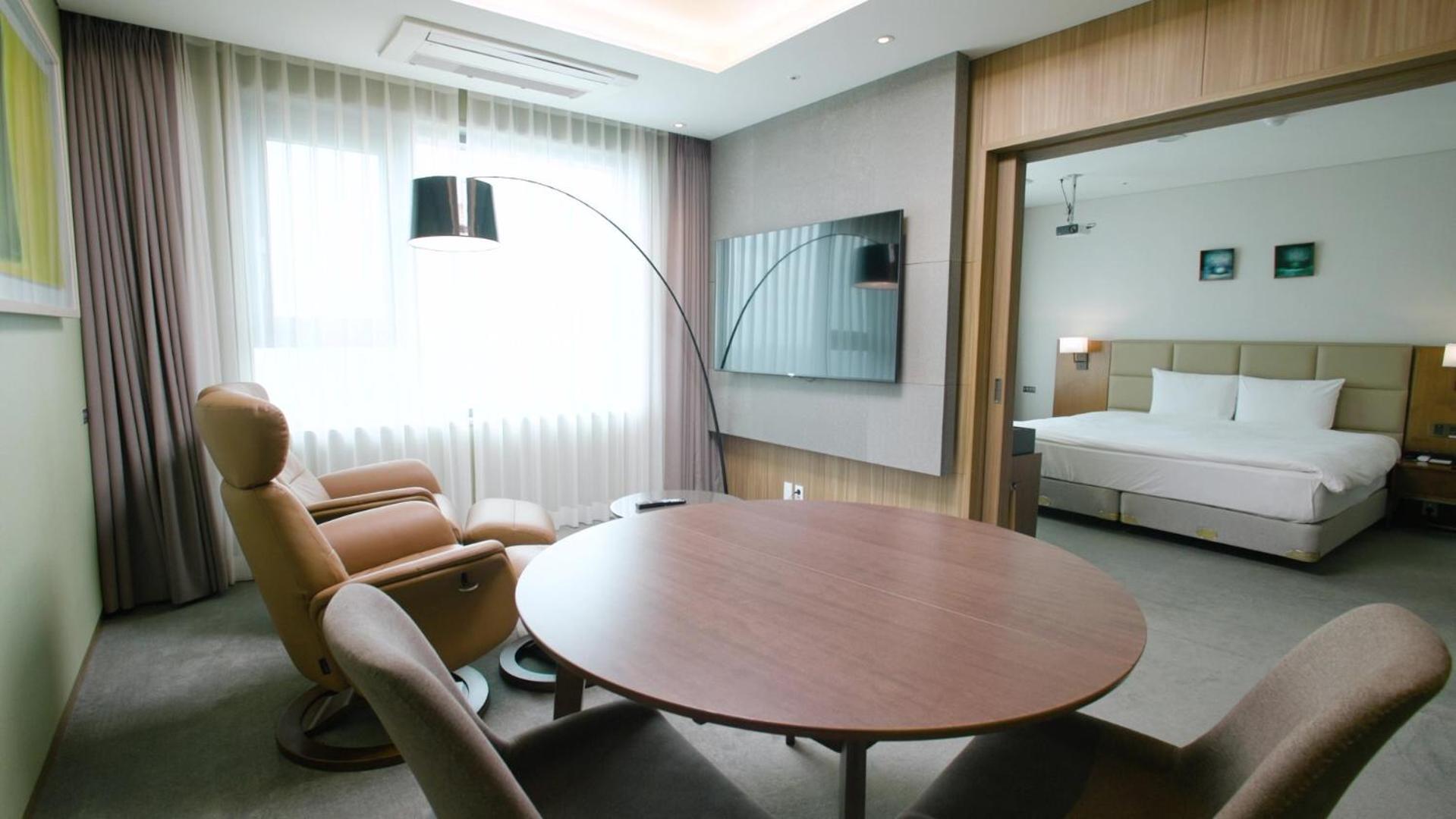 กราเบล โฮเต็ล Hotel เมืองเชจู ภายนอก รูปภาพ