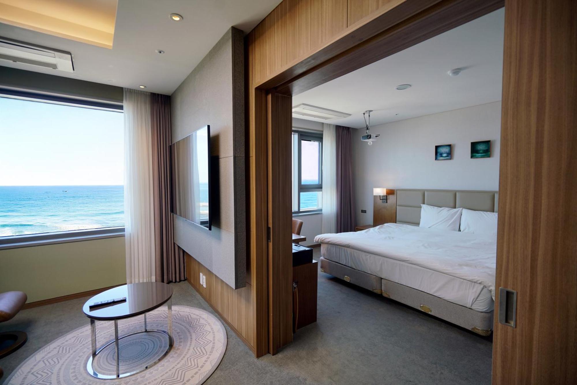 กราเบล โฮเต็ล Hotel เมืองเชจู ภายนอก รูปภาพ