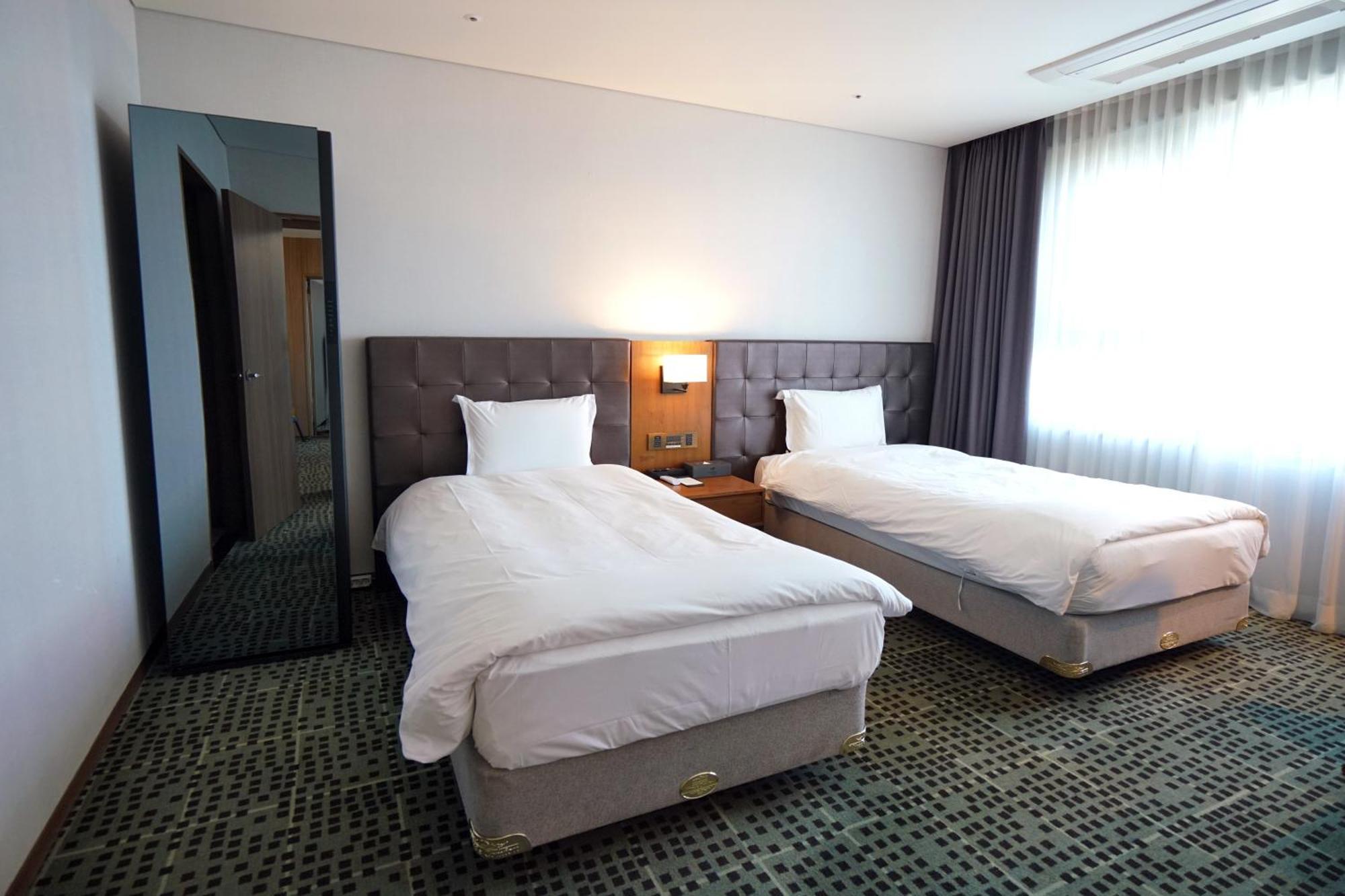 กราเบล โฮเต็ล Hotel เมืองเชจู ภายนอก รูปภาพ